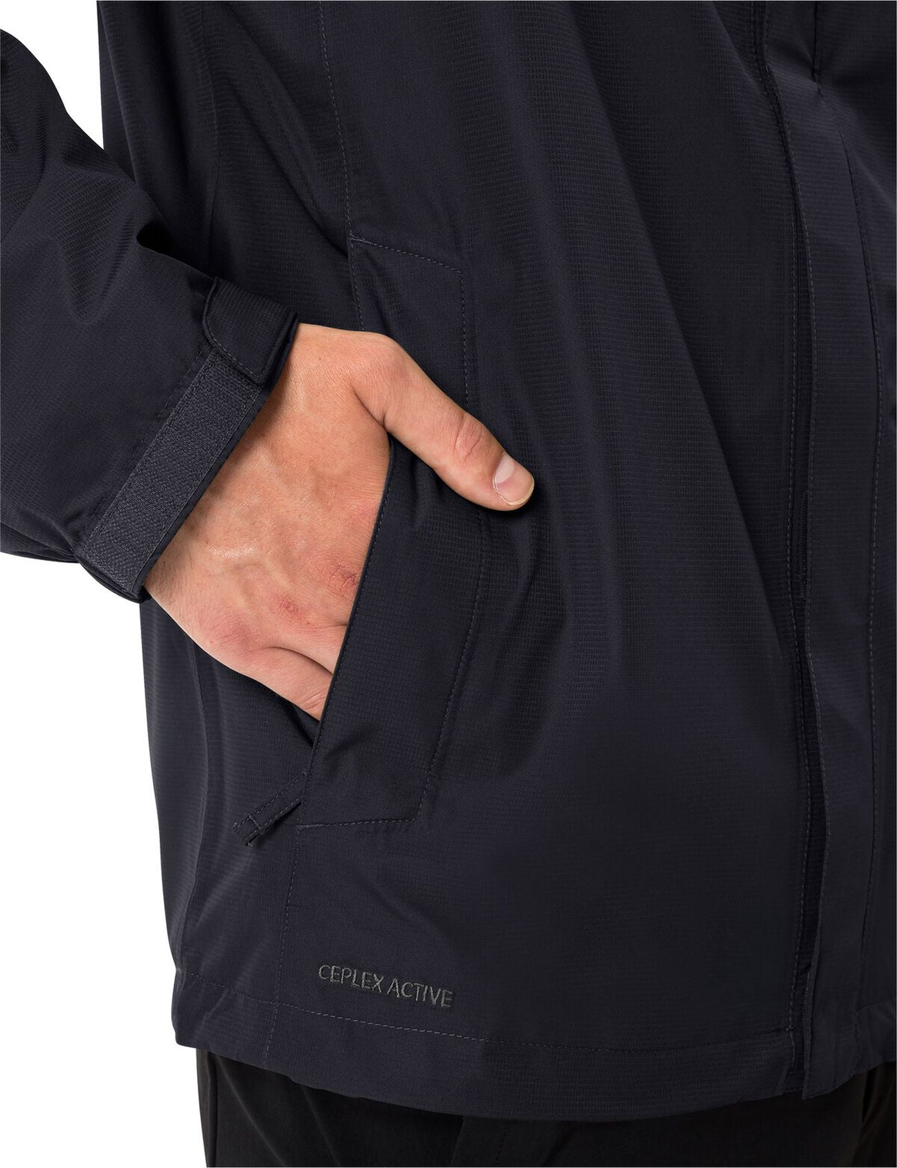 VAUDE Me Escape Light Jacket, black