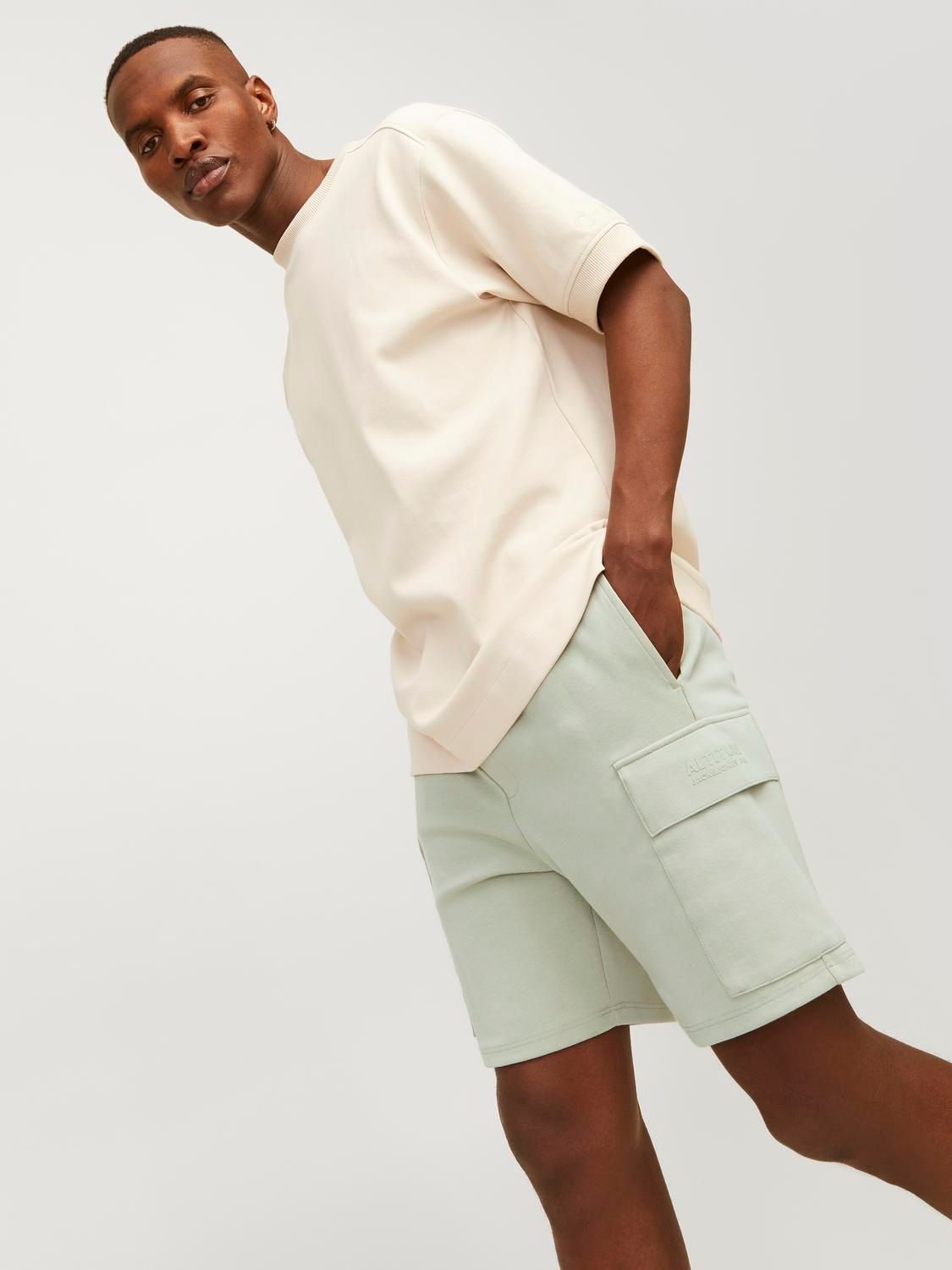 JACK & JONES JACK&JONES JPSTKANE JJALTITUDE SWEAT SHORTS AMAN