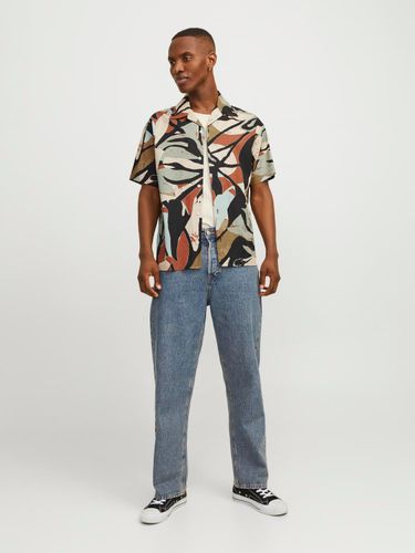 JACK & JONES JACK&JONES JORSEQUOIA TENCEL AOP RESORT SHIRT SS