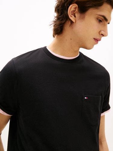 TOMMY HILFIGER ESSENTIAL SOLID POCKET TEE