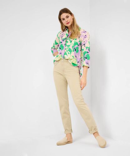 Style Carola