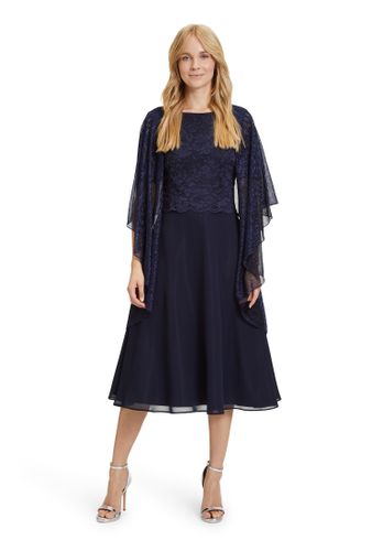 VERA MONT Cape