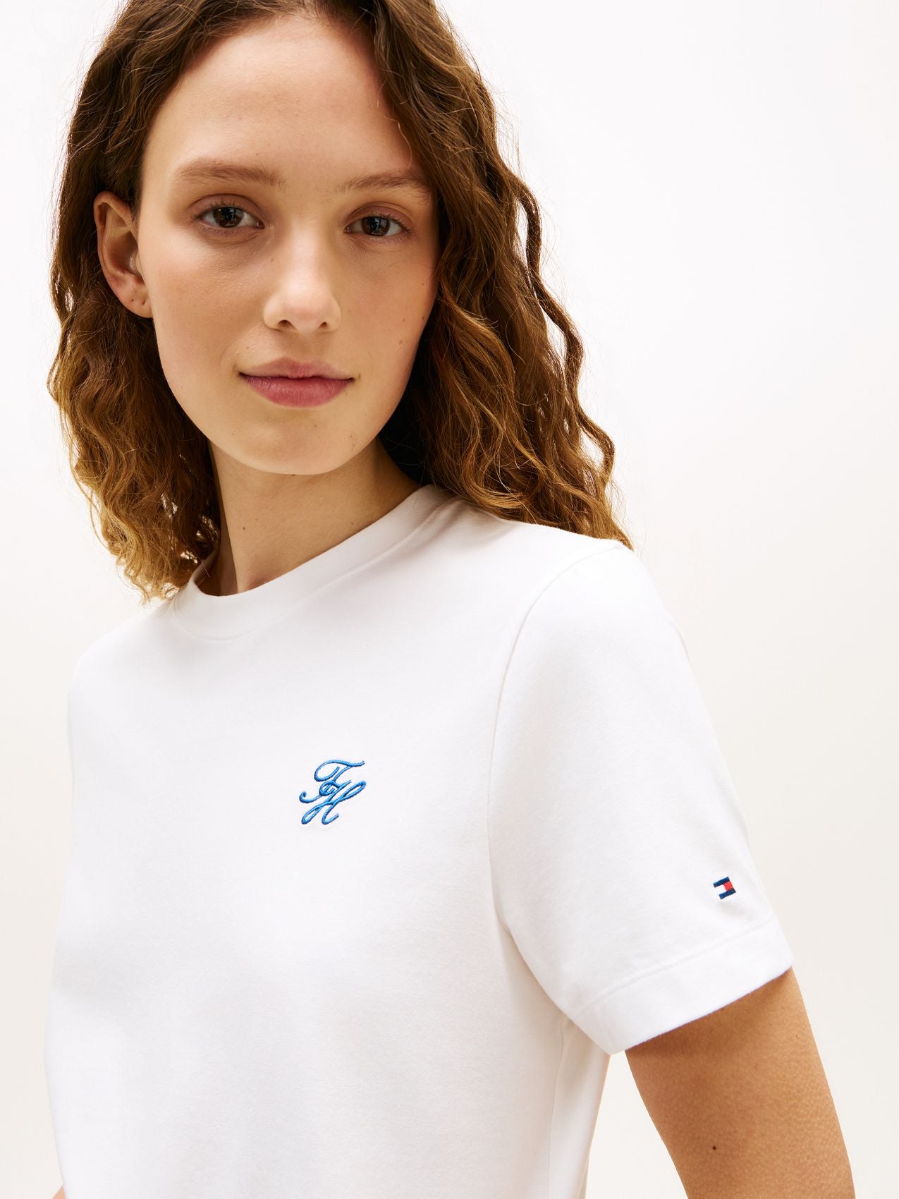 TOMMY HILFIGER T-Shirt mit TH-Stickerei