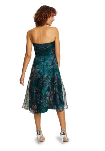 VM Abendkleid