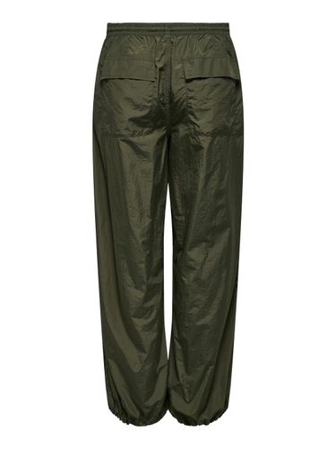 ONLY ONLY CARMAKOMA ONLJOAN PARACHUTE PANT OTW