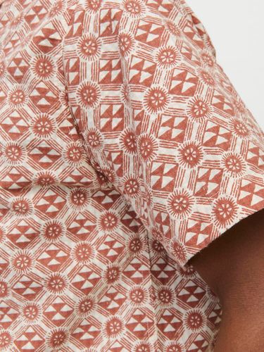 JACK & JONES JACK&JONES JORLUKE SEERSUCKER RESORT SHIRT SS SN