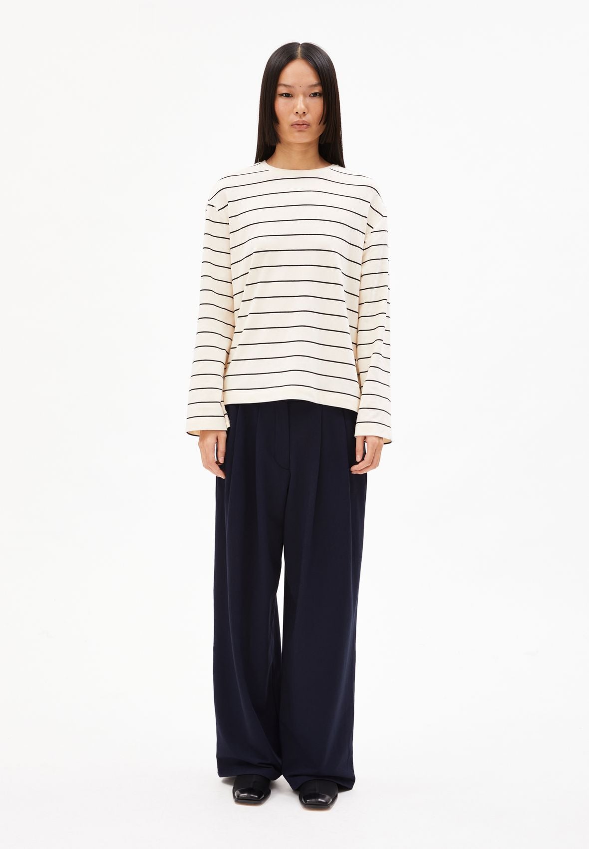 MARYNAA FINE STRIPE LONGSLEEVE