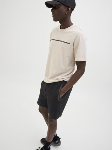 JACK & JONES JACK&JONES JPSTGORDON FUSION SWEAT SHORTS SRT SN