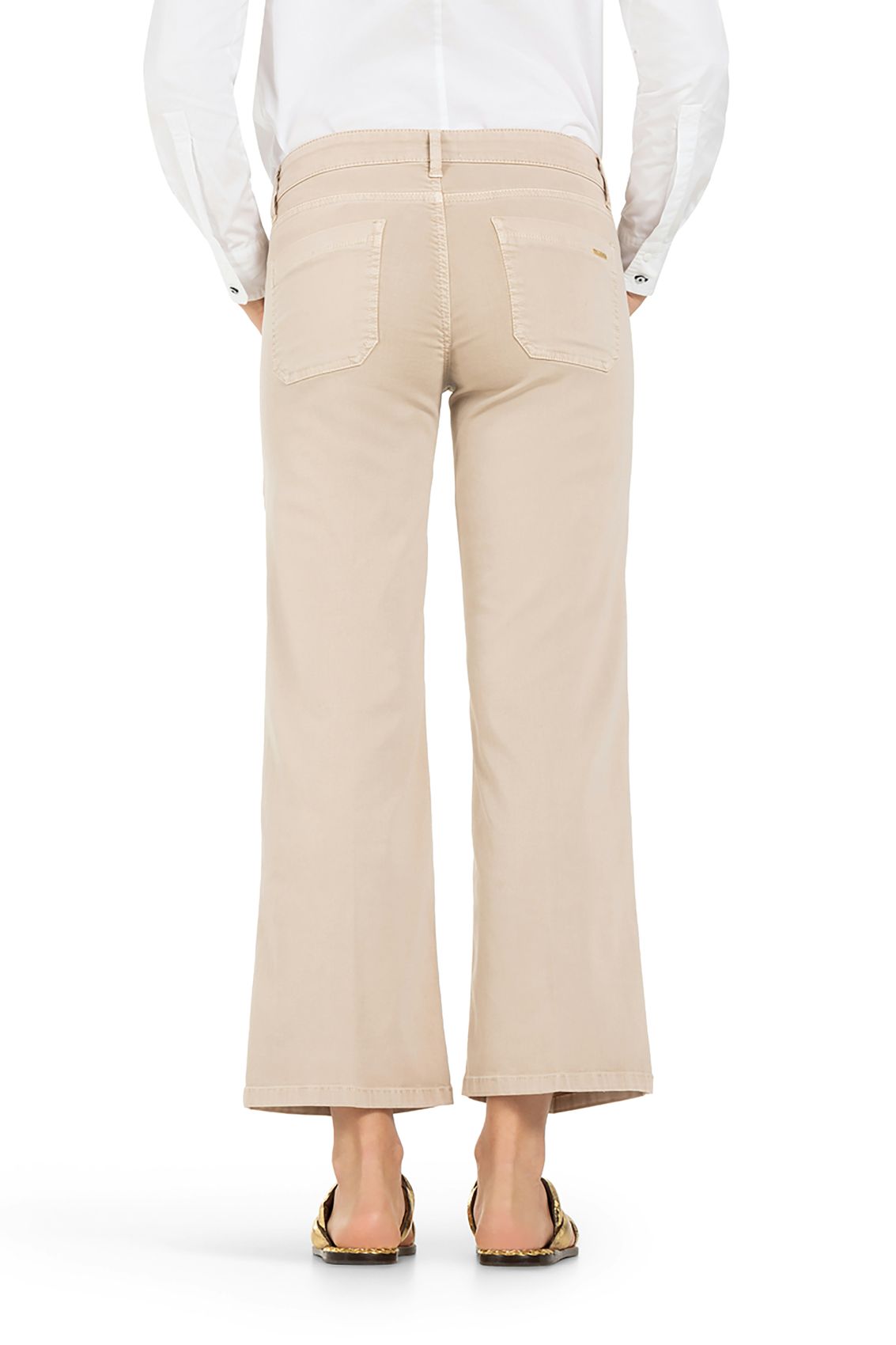 Tess cropped