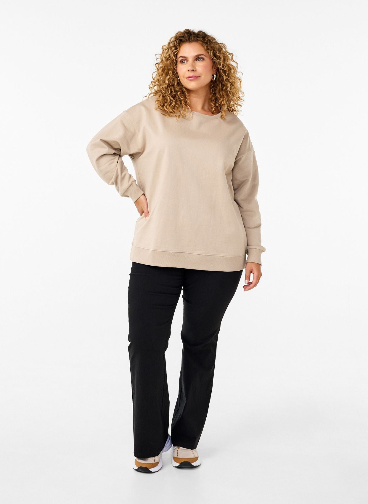 ZIZZI Sweatshirt mit Rundhalsausschnitt