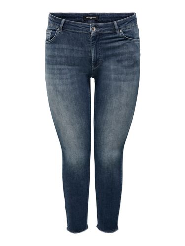 ONLY CARMAKOMA CARWILLY REG SK ANK RW REA422 NOOS 32