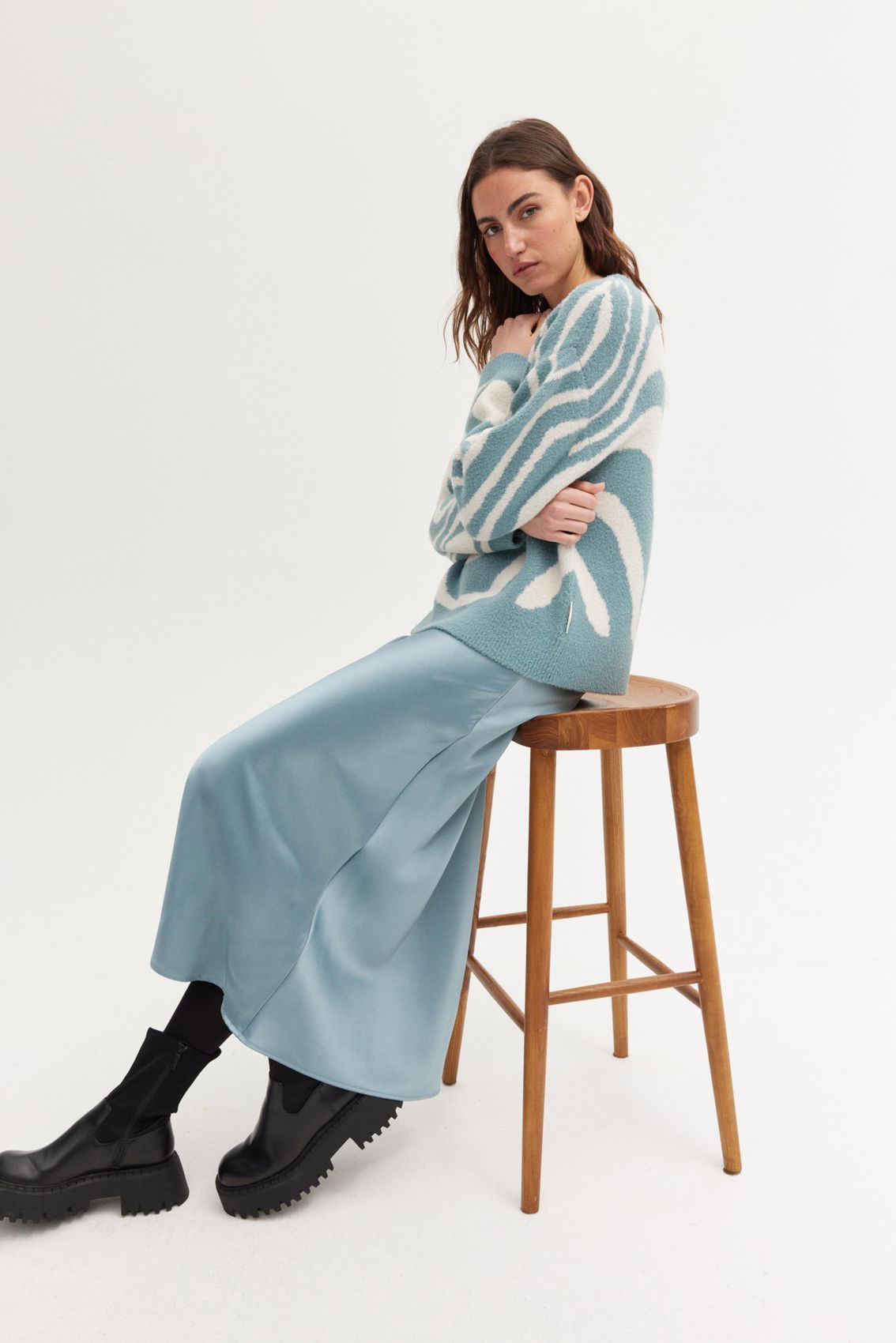 THE FASHION PEOPLE Satin Skirt