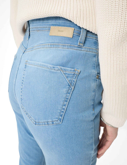 BRAX Jeans im Feminine Fit "Carola"