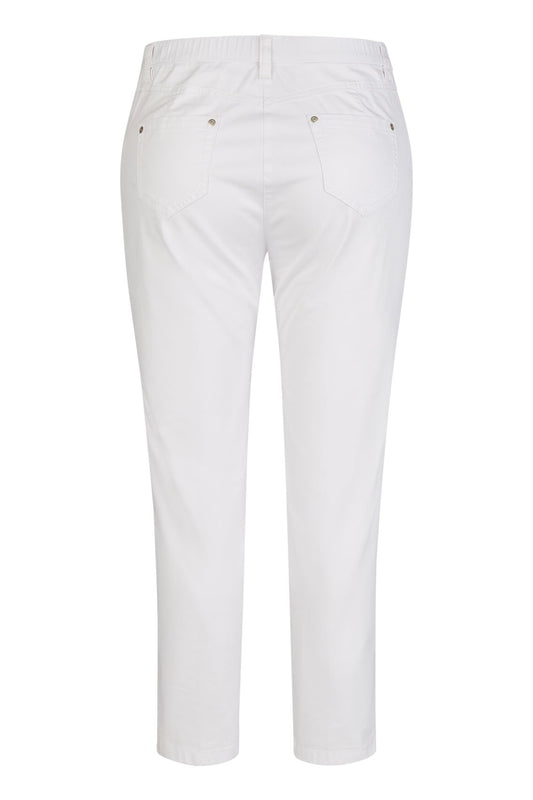 BRAND Betty Chino