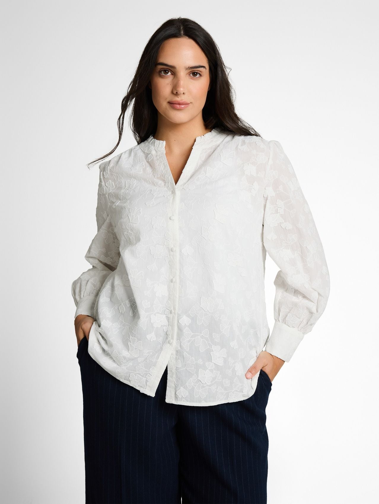 TOM TAILOR Plus Size - Loose Fit Bluse mit Stickerei