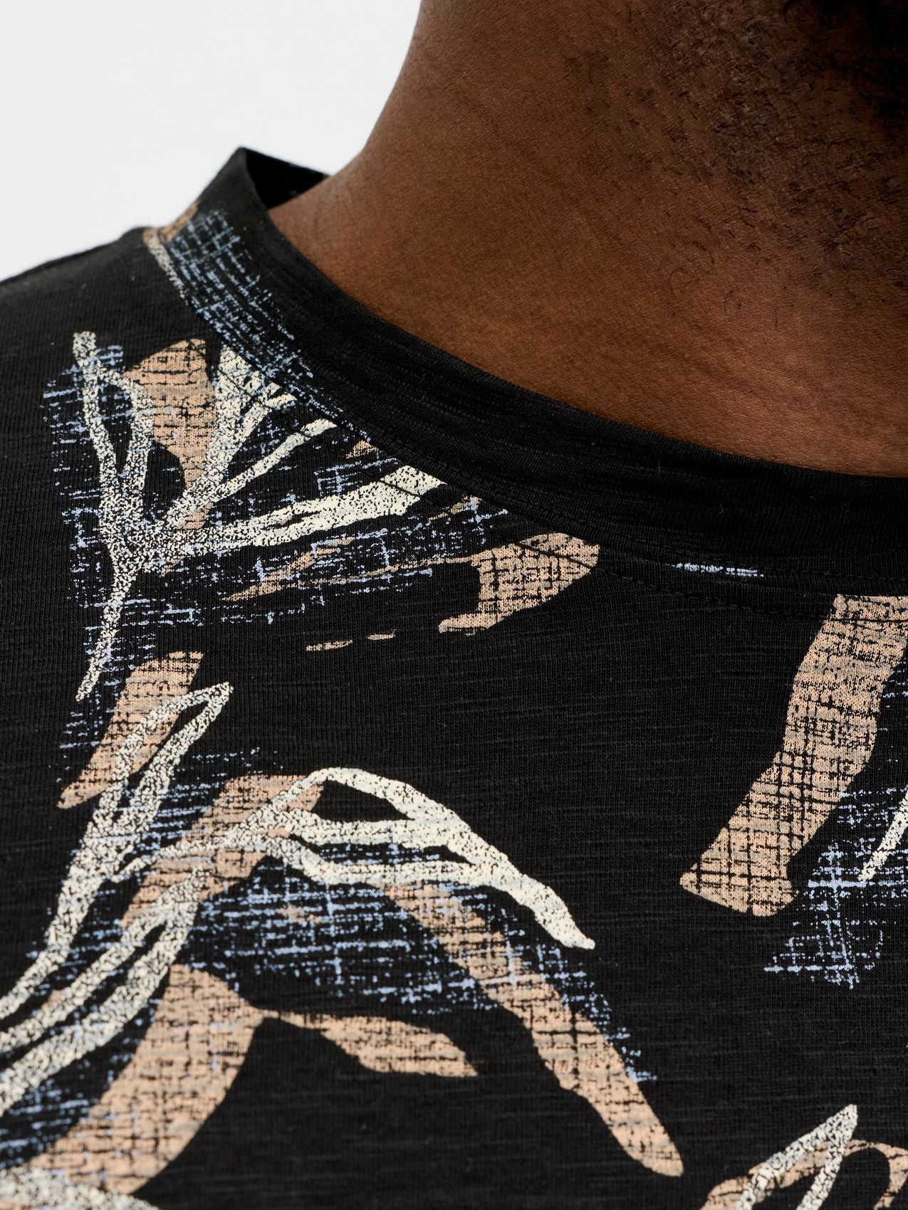 JACK & JONES JORMONTAUK AOP TEE CREW NECK PLS
