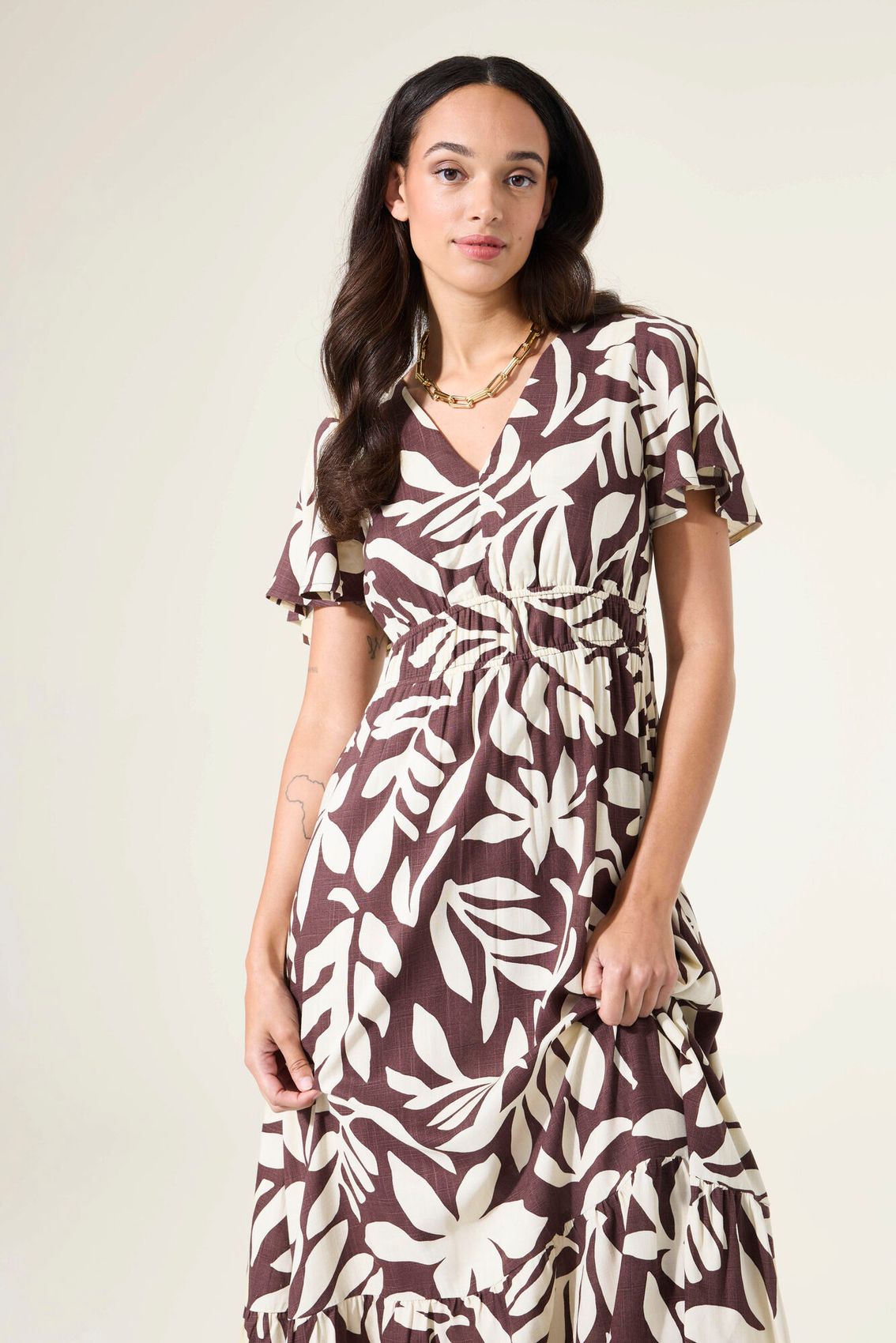GARCIA Fließendes Maxikleid mit Blätter-Motiv