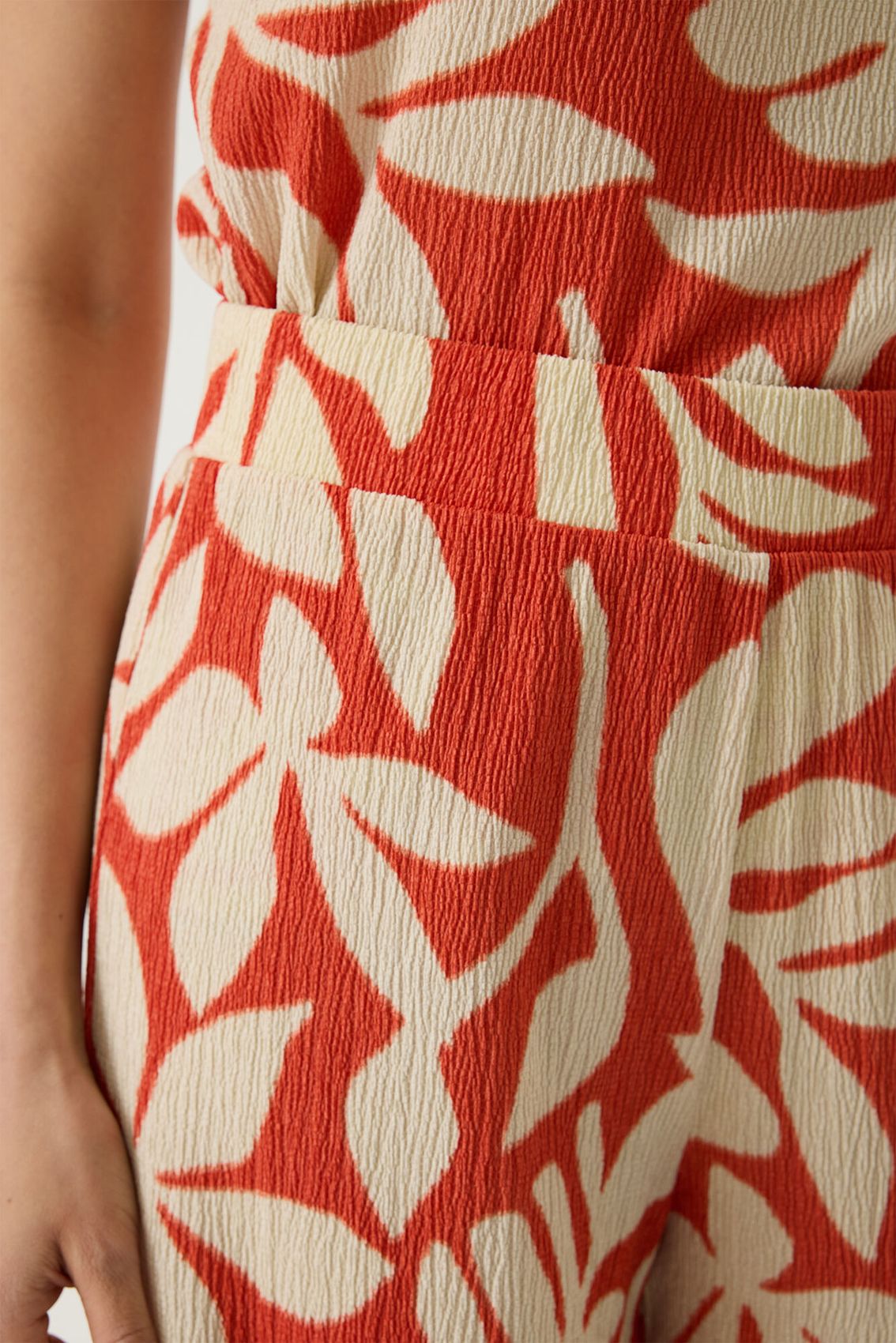 GARCIA Culotte Hose mit Blätterprint