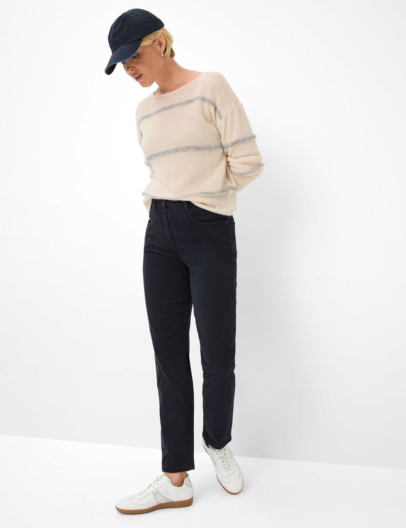 RAPHAELA Style Caren New
