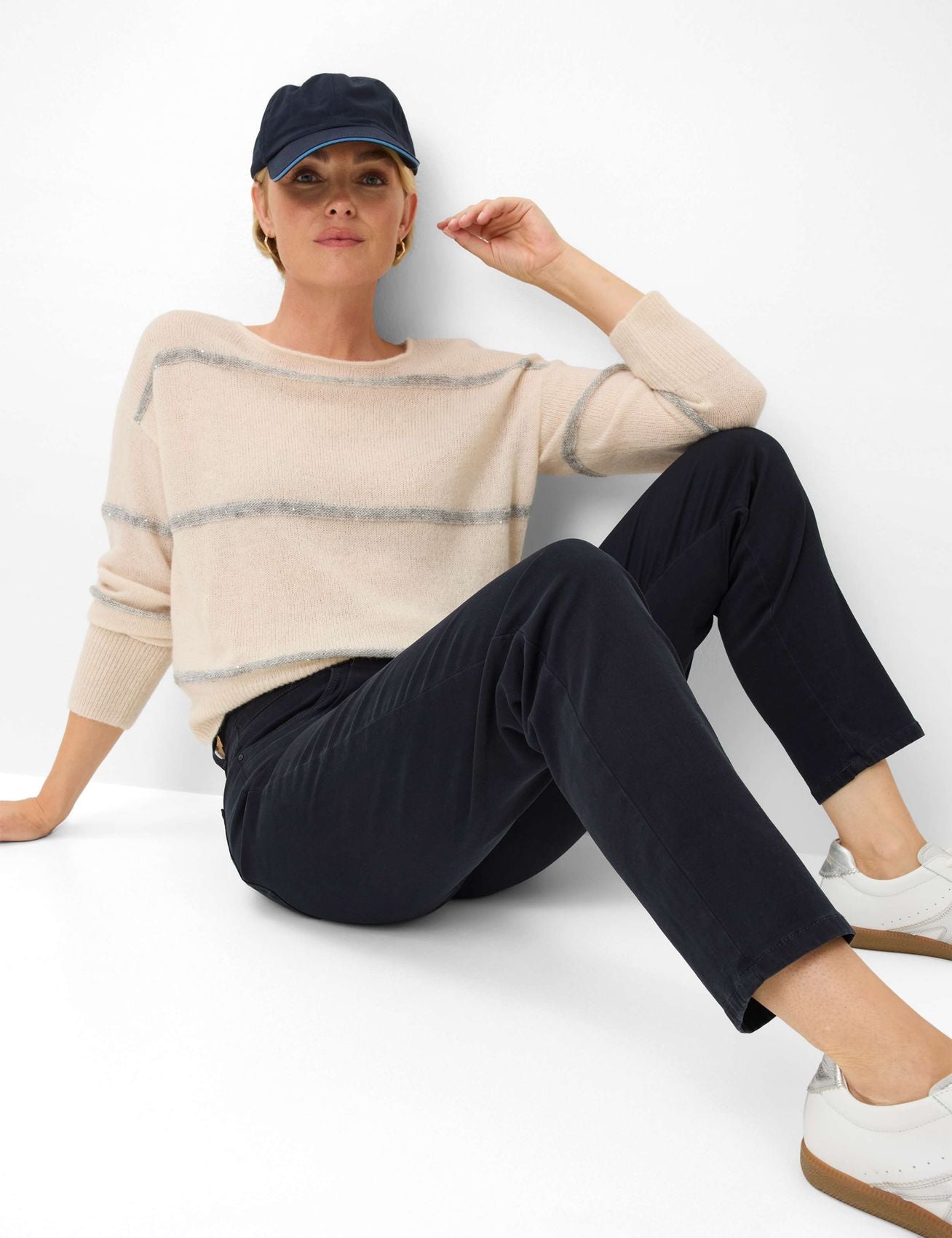 RAPHAELA Style Caren New