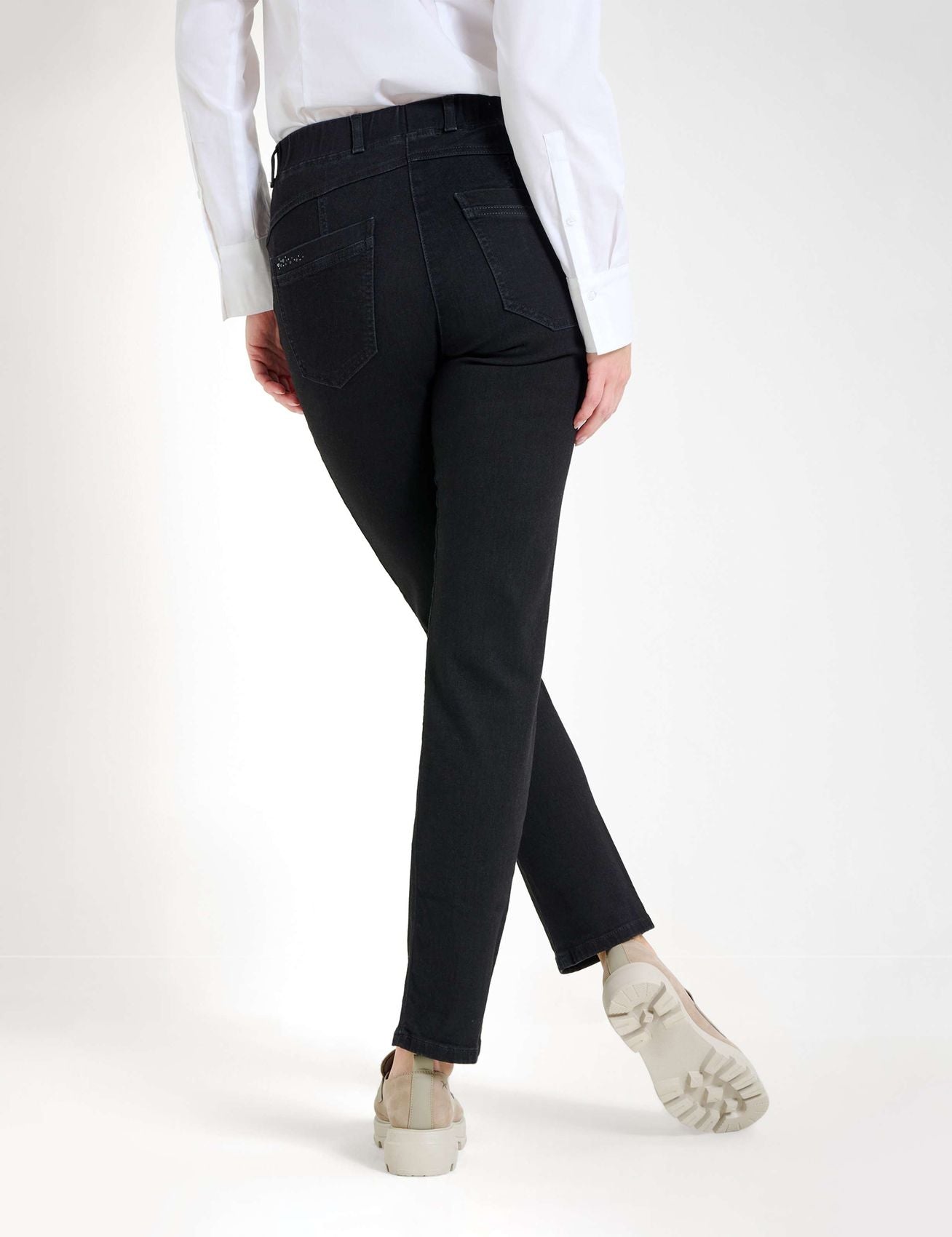 RAPHAELA Style Lavina Joy