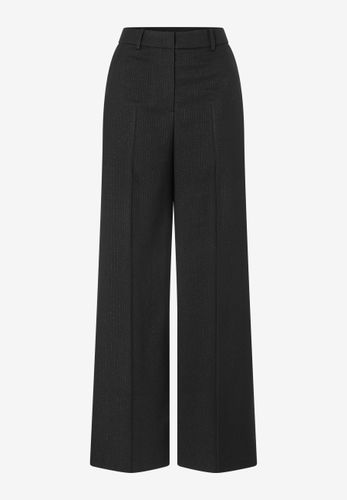 MORE & MORE Hose mit Glanz-Nadelstreifen 46