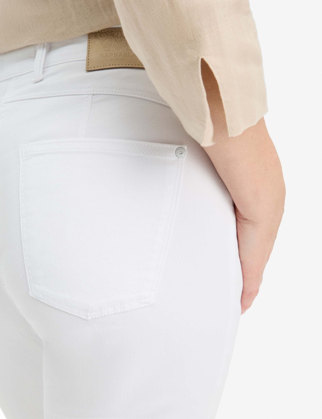 RAPHAELA Style Caren Capri