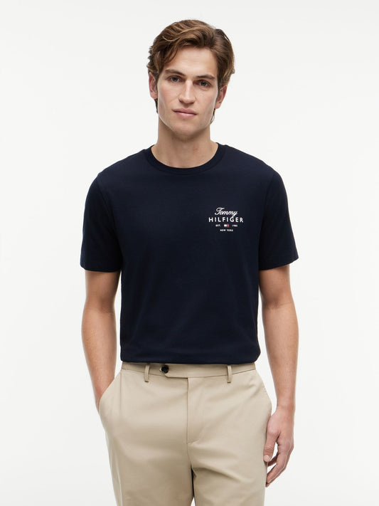 TOMMY HILFIGER SCRIPT STACK REGULAR TEE