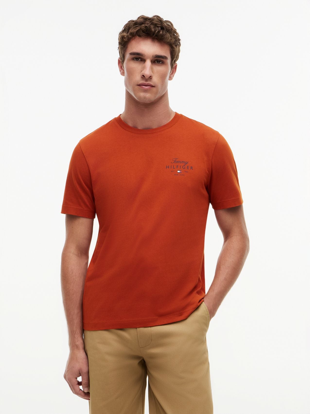 SCRIPT STACK REGULAR TEE