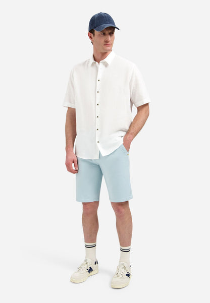 Leichte Chino-Bermuda