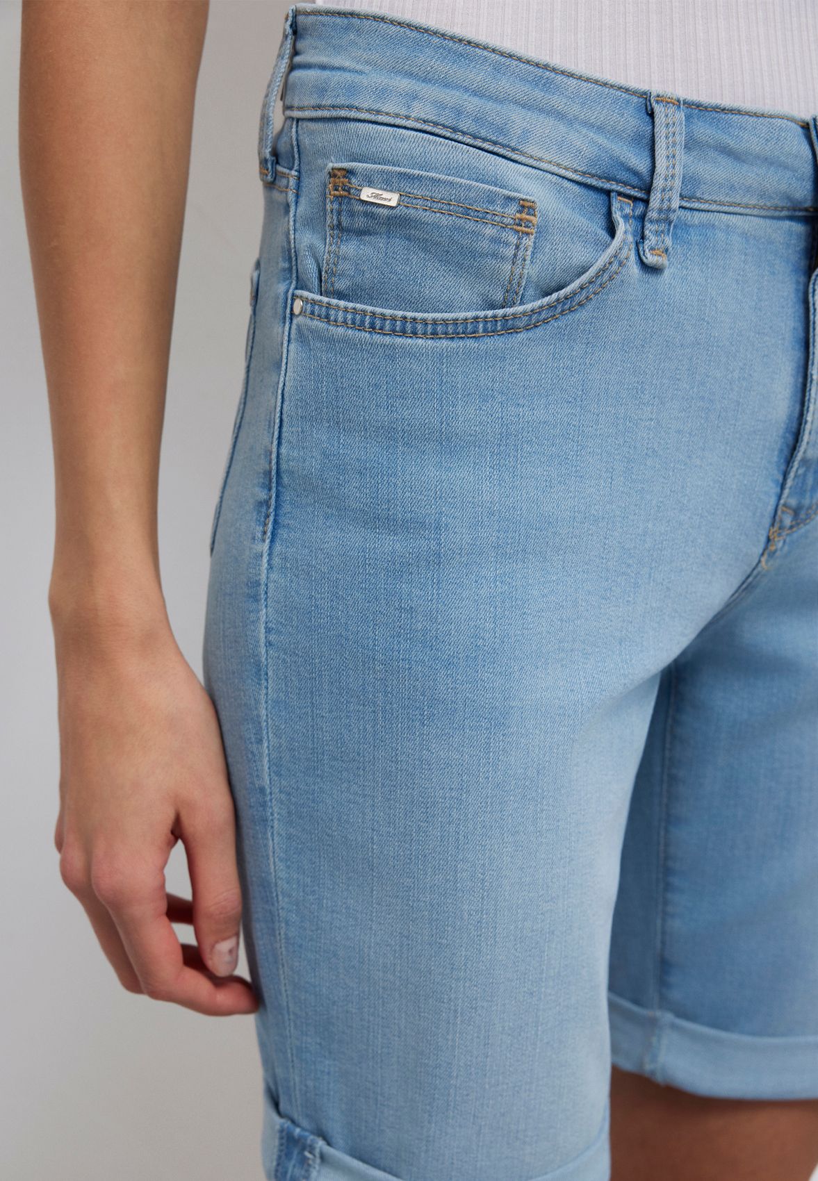 Jeans-Bermuda mit Umschlag "ALEXIS"