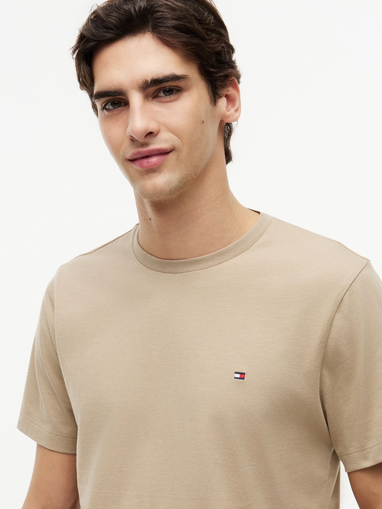 TOMMY HILFIGER Rundhals T-Shirt mit Stickerei