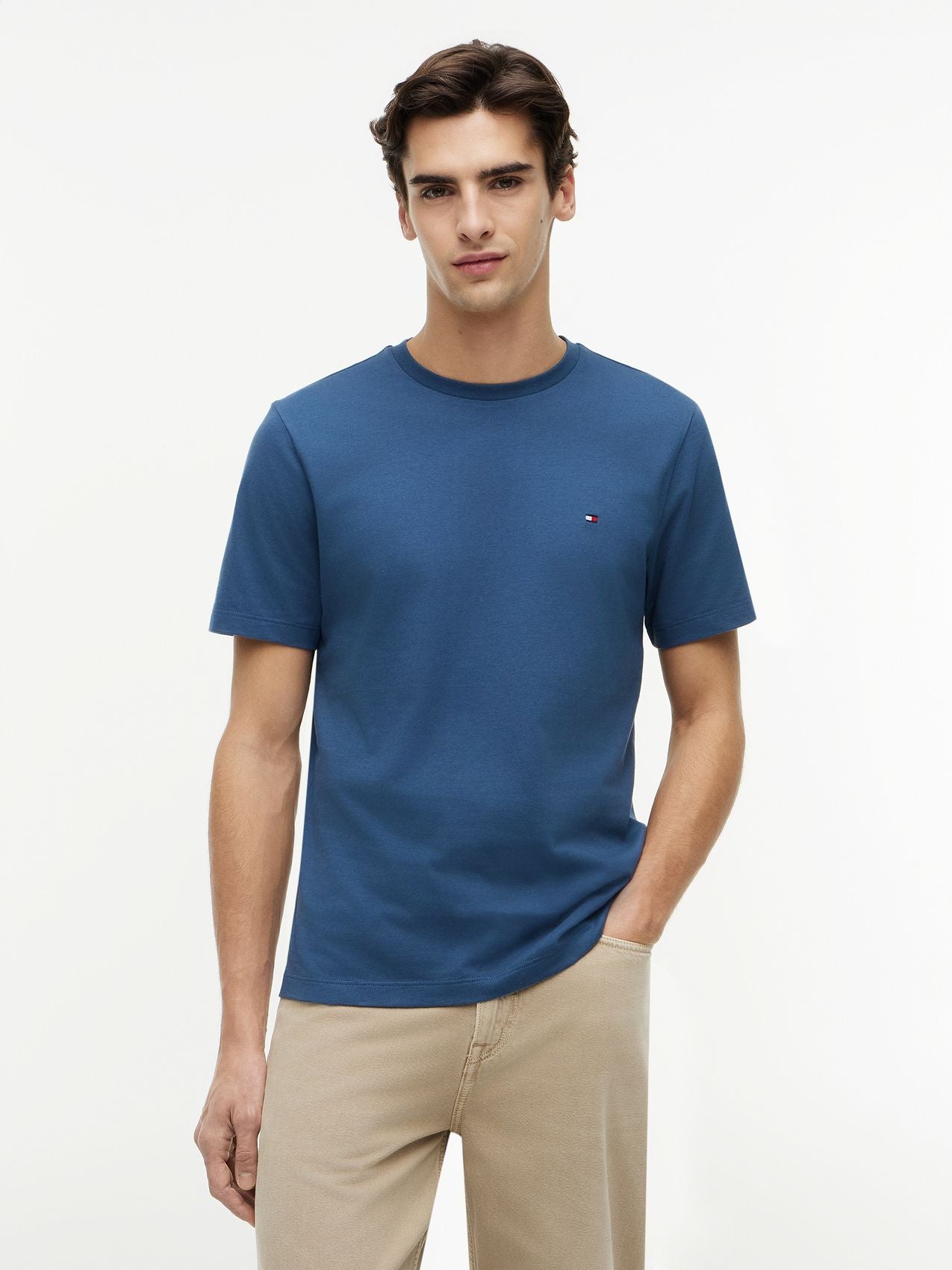 TOMMY HILFIGER ESS SEASONAL REG FIT SOLID TEE