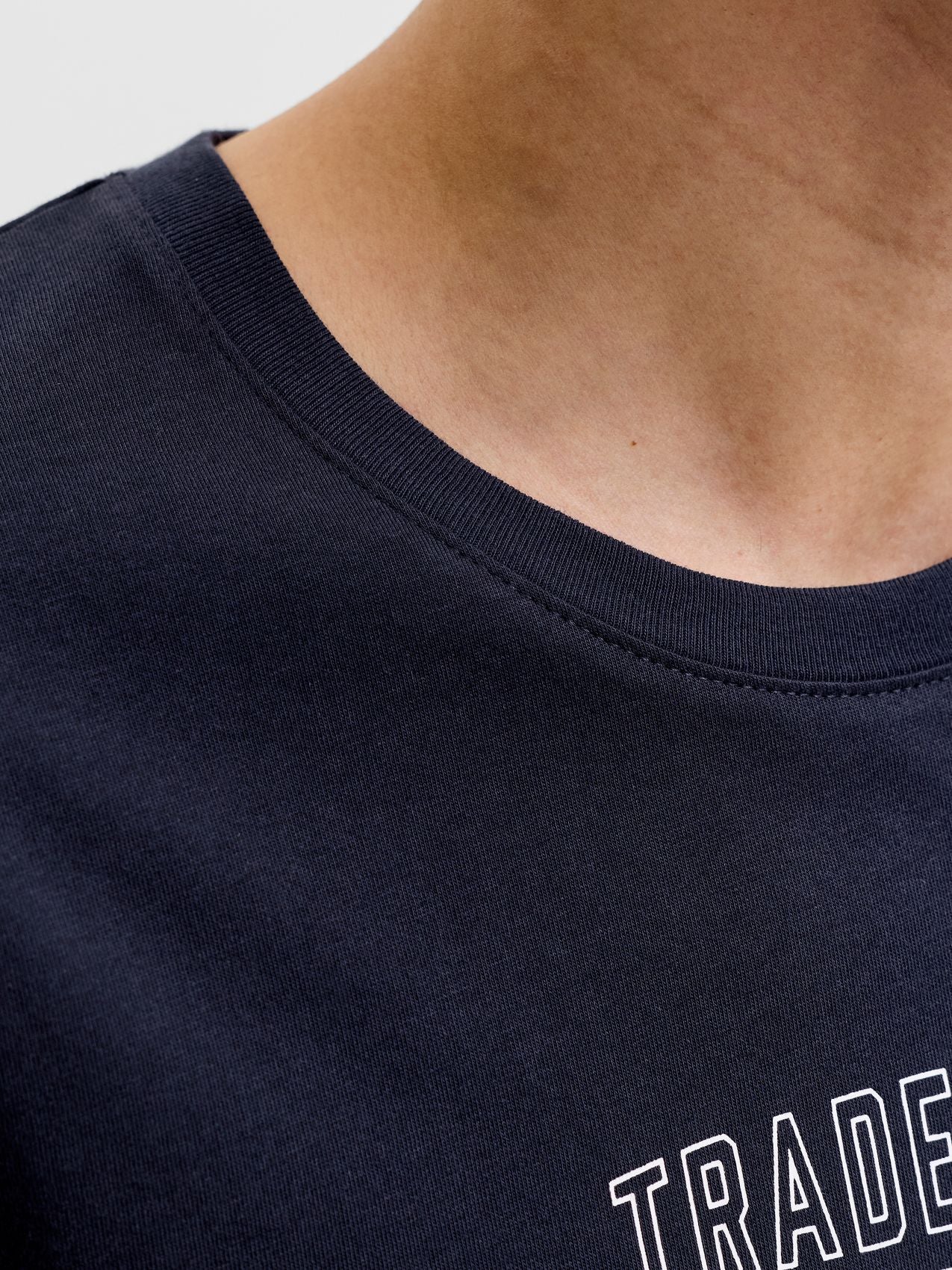 JACK & JONES JJELOGO TEE SS O-NECK 2 COL AW26 SN PLS