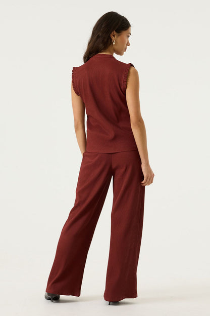 GARCIA Top mit Schleifendetail