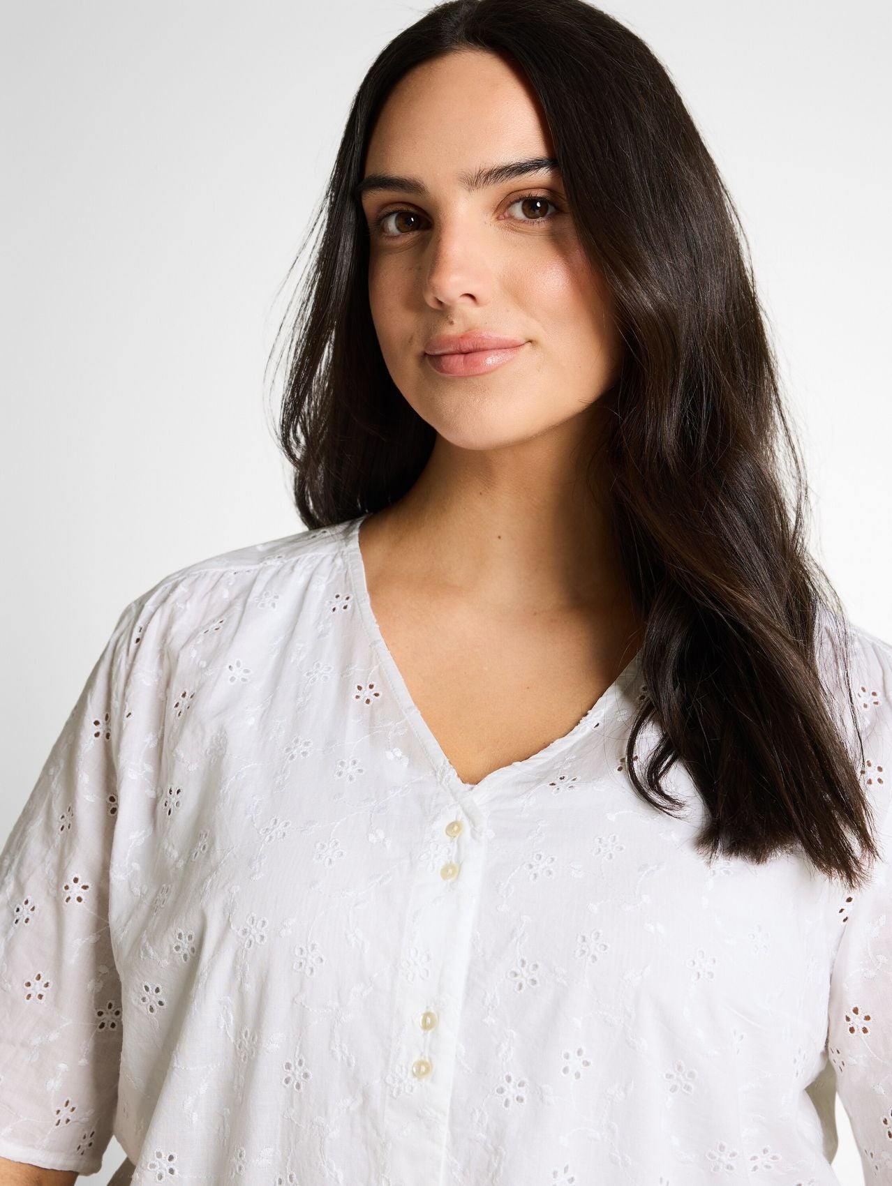 TOM TAILOR Plus Size - Bluse mit Lochstickerei