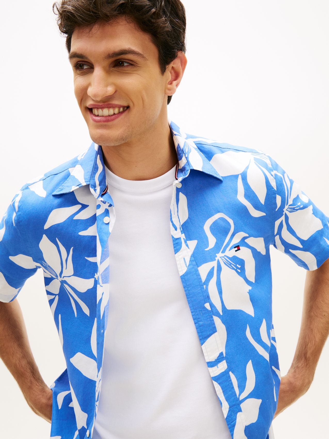 TOMMY HILFIGER Regular Fit Linen Blend Short Sleeve Shirt