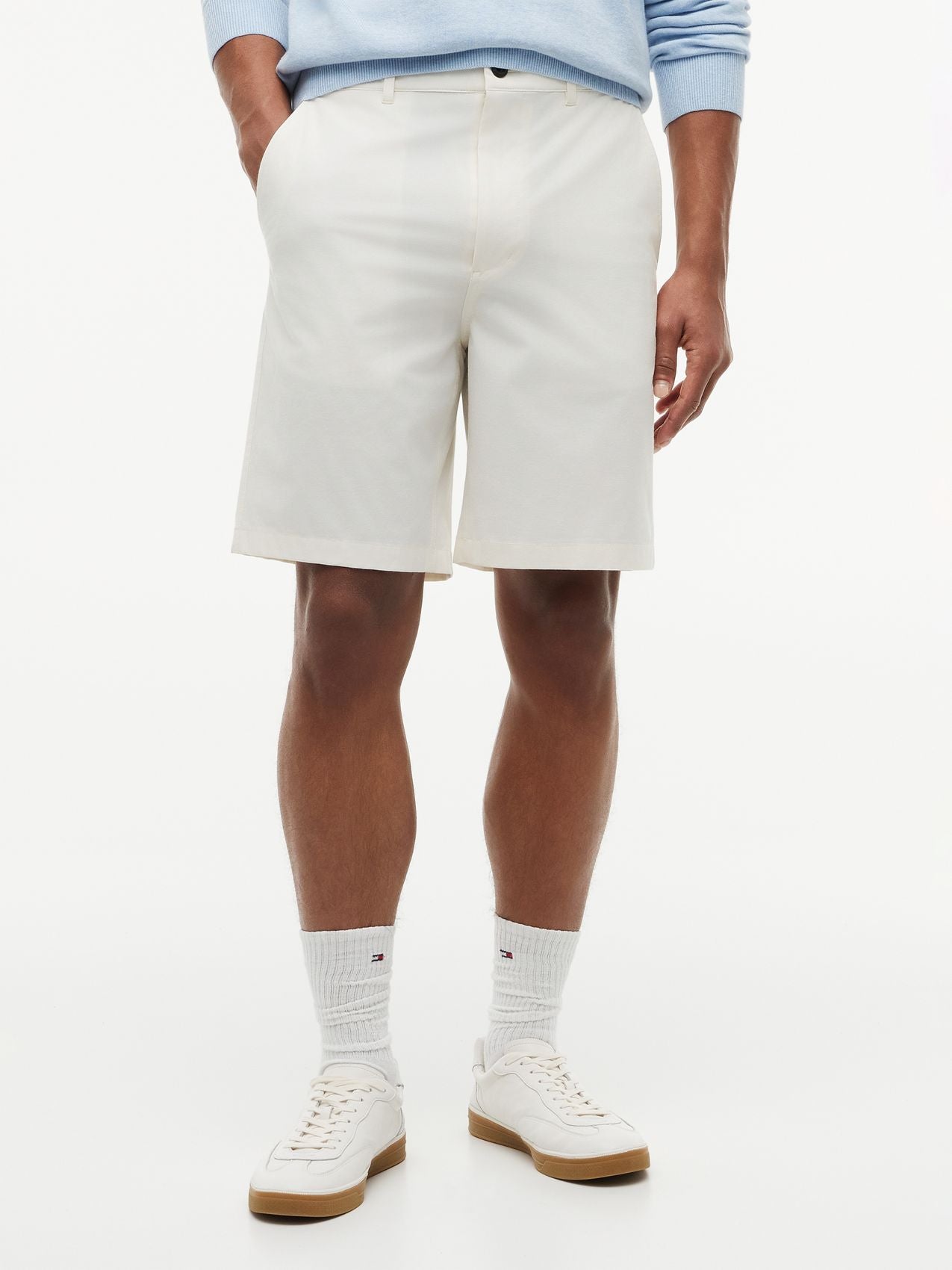 TOMMY HILFIGER Chino-Shorts mit Flag-Stickerei NI