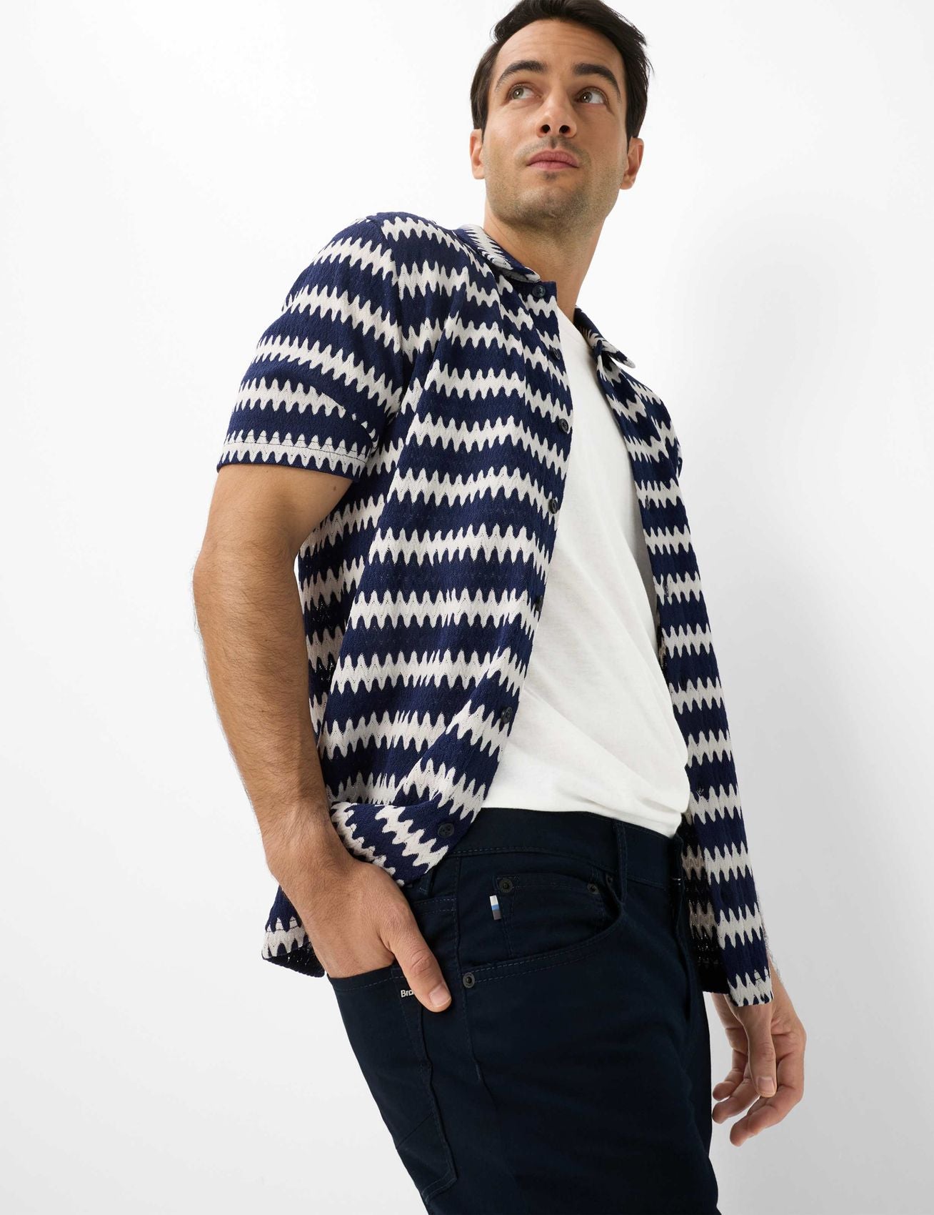 BRAX Moderne Twillhose im Modern Fit "Chuck"