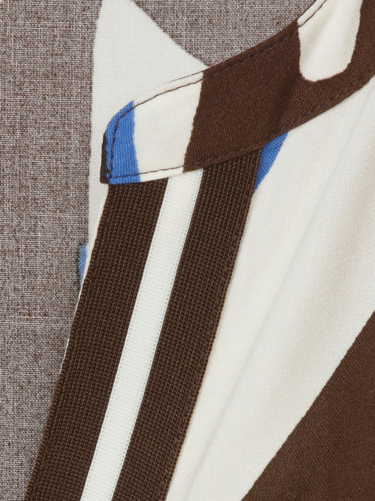 Kleid V-Ausschnitt 3/4 Arm