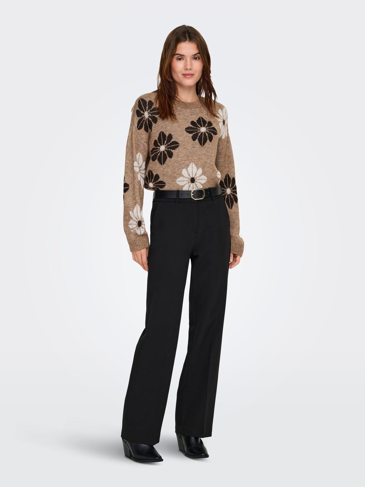 ONLY ONLFREESIA LS FLOWER O-NECK KNT NOOS