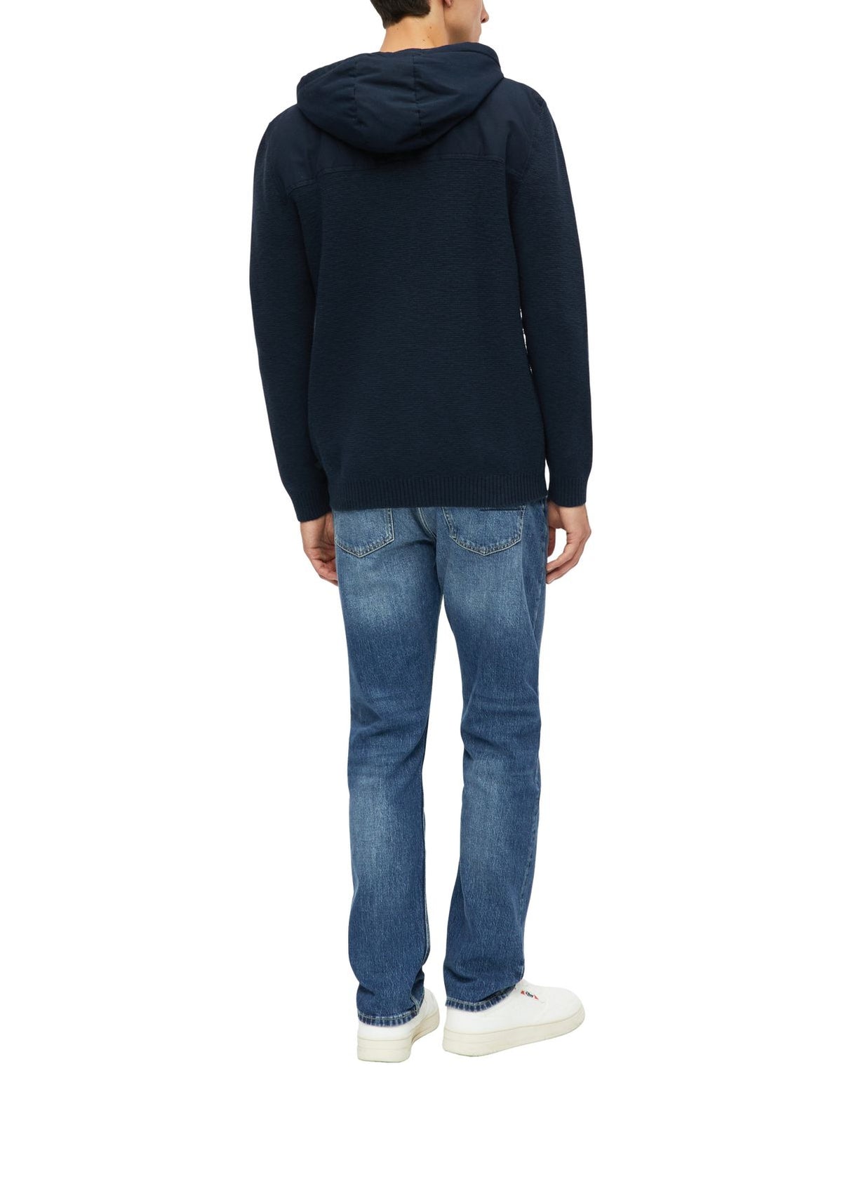 Sportive Strickjacke