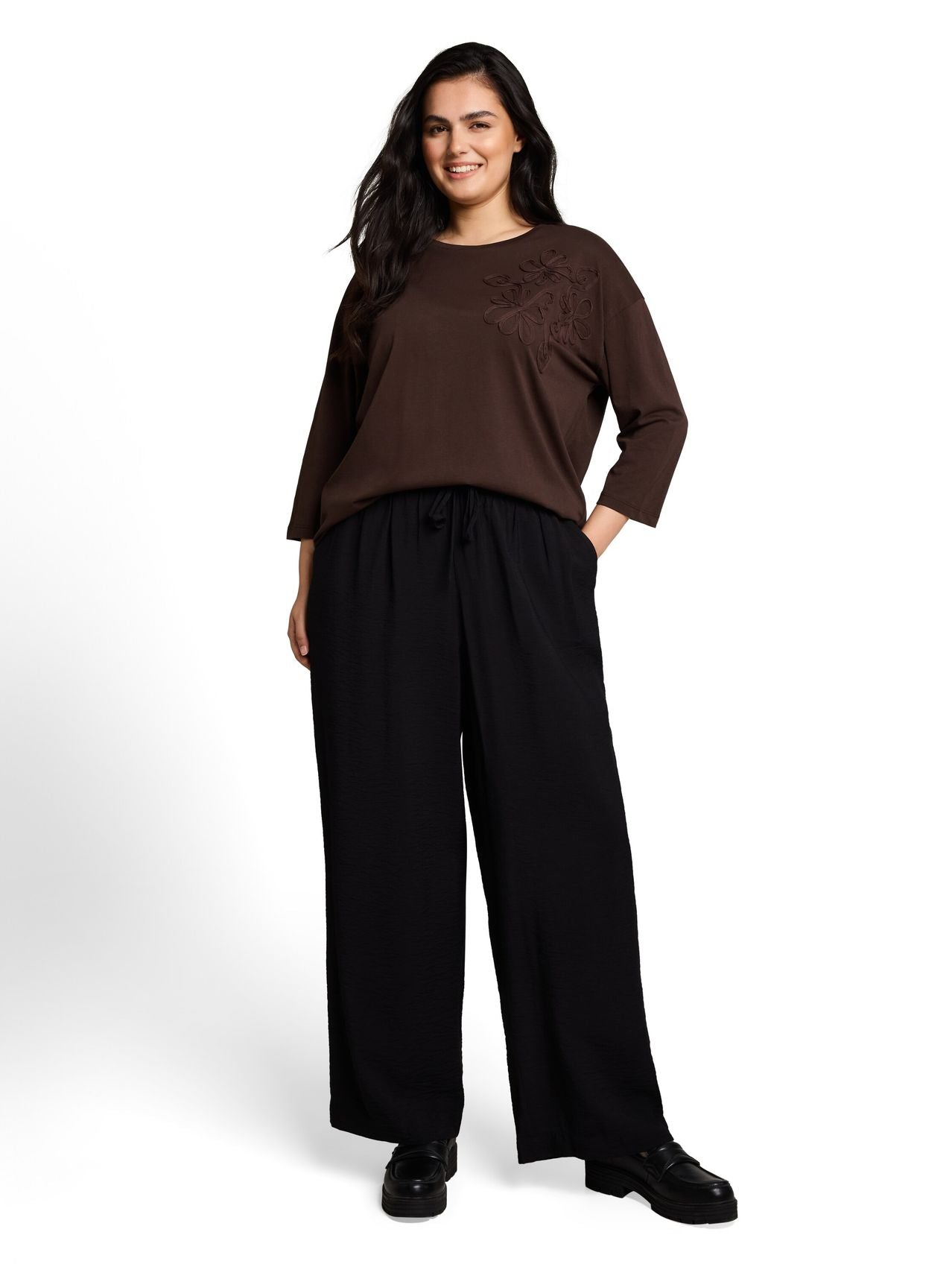 TOM TAILOR Plus Size - Loose Fit T-Shirt mit Blumen-Applikation