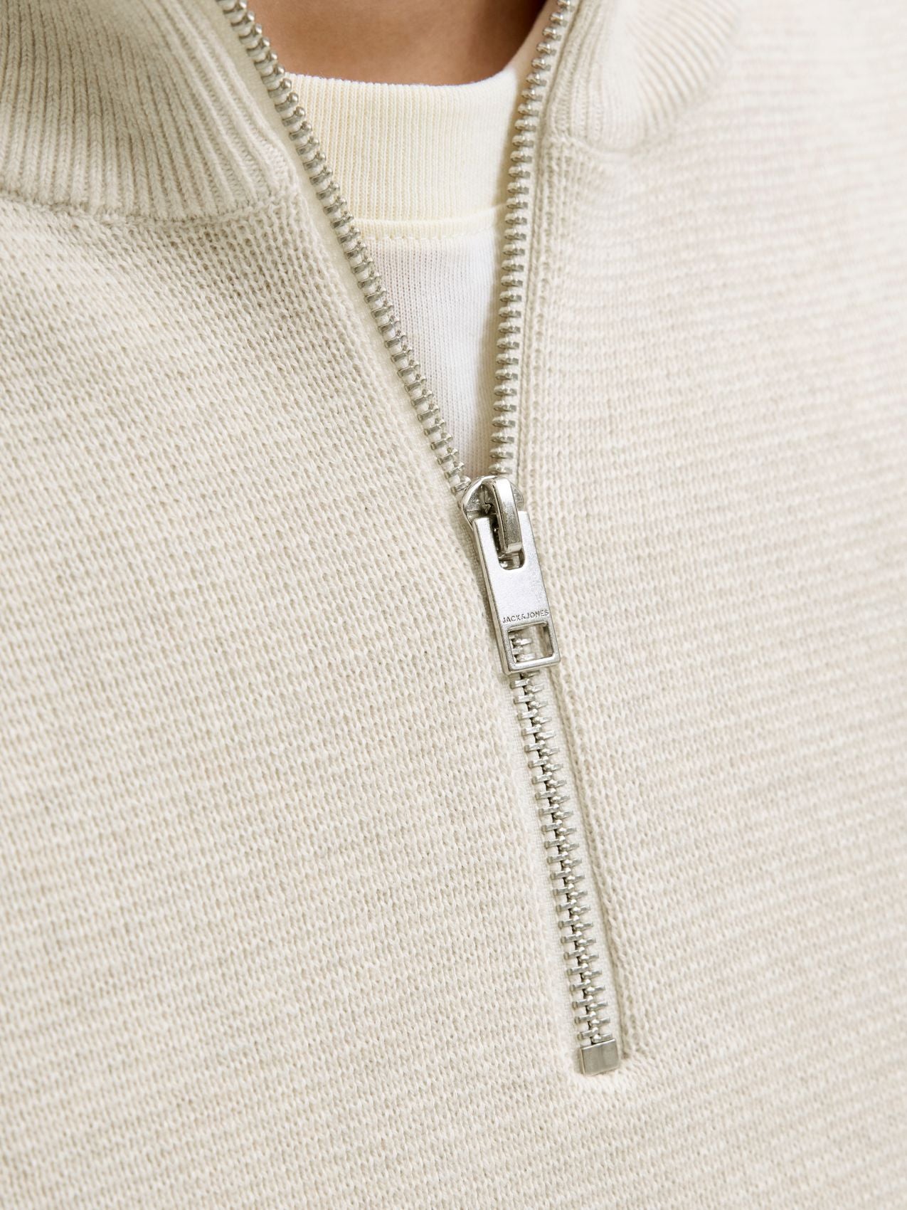 JJMILANO STITCH KNIT HALF ZIP SN