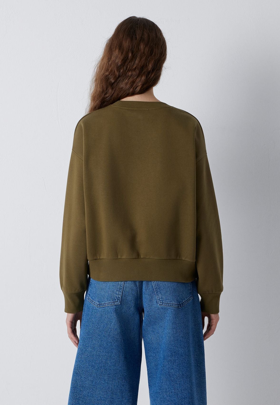 CREW NECK SWEATSHIRT