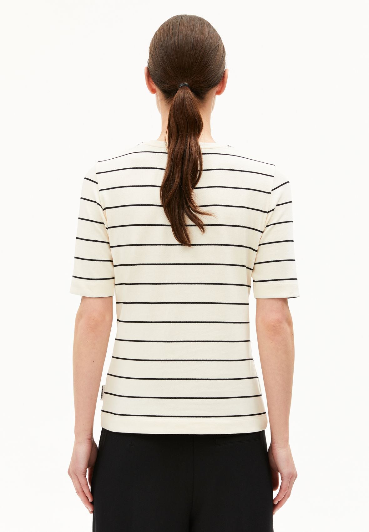 JAANISARA FINE STRIPE T-SHIRT