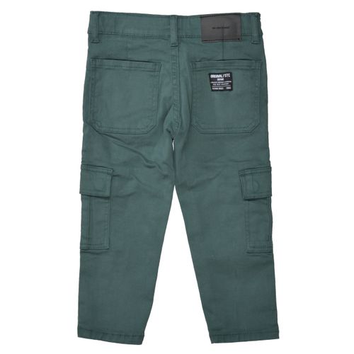 Cargohose mit aufgesetzten Taschen